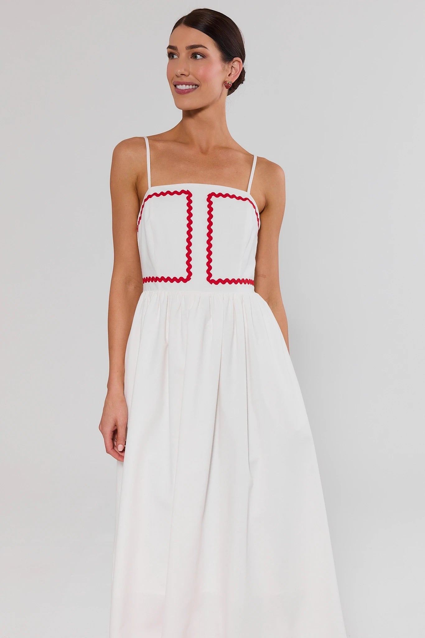 White Contrast Trim Midi Dress koleksi fashion eksklusif dari DUNIA SLOT