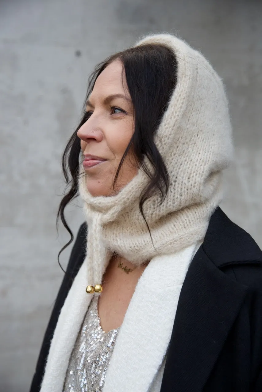 Cover preview of Feather Hood digital knitting pattern PDF from LUCKY SLOT 777
