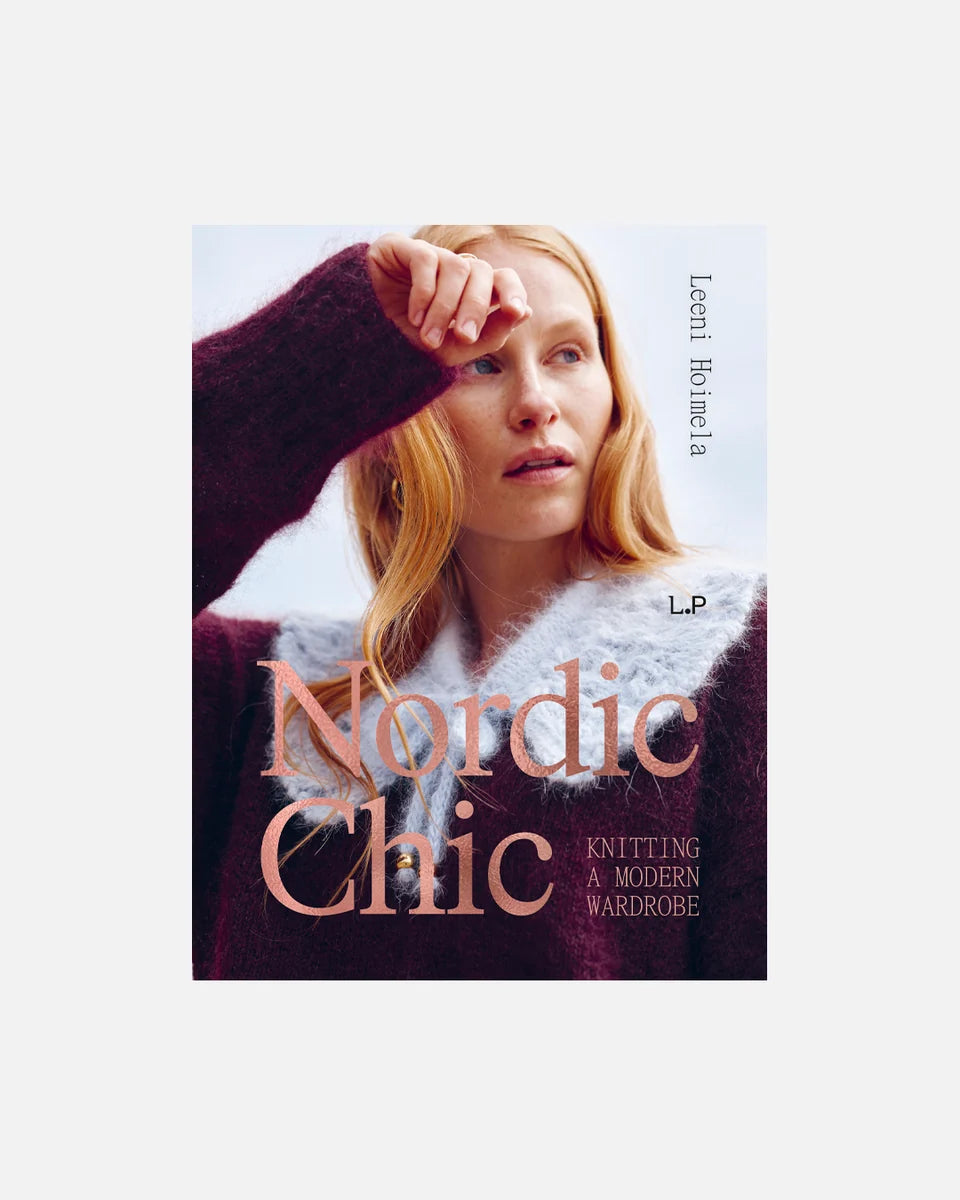 Cover buku rajut Nordic Chic Knitting a Modern Wardrobe dari GOGO90