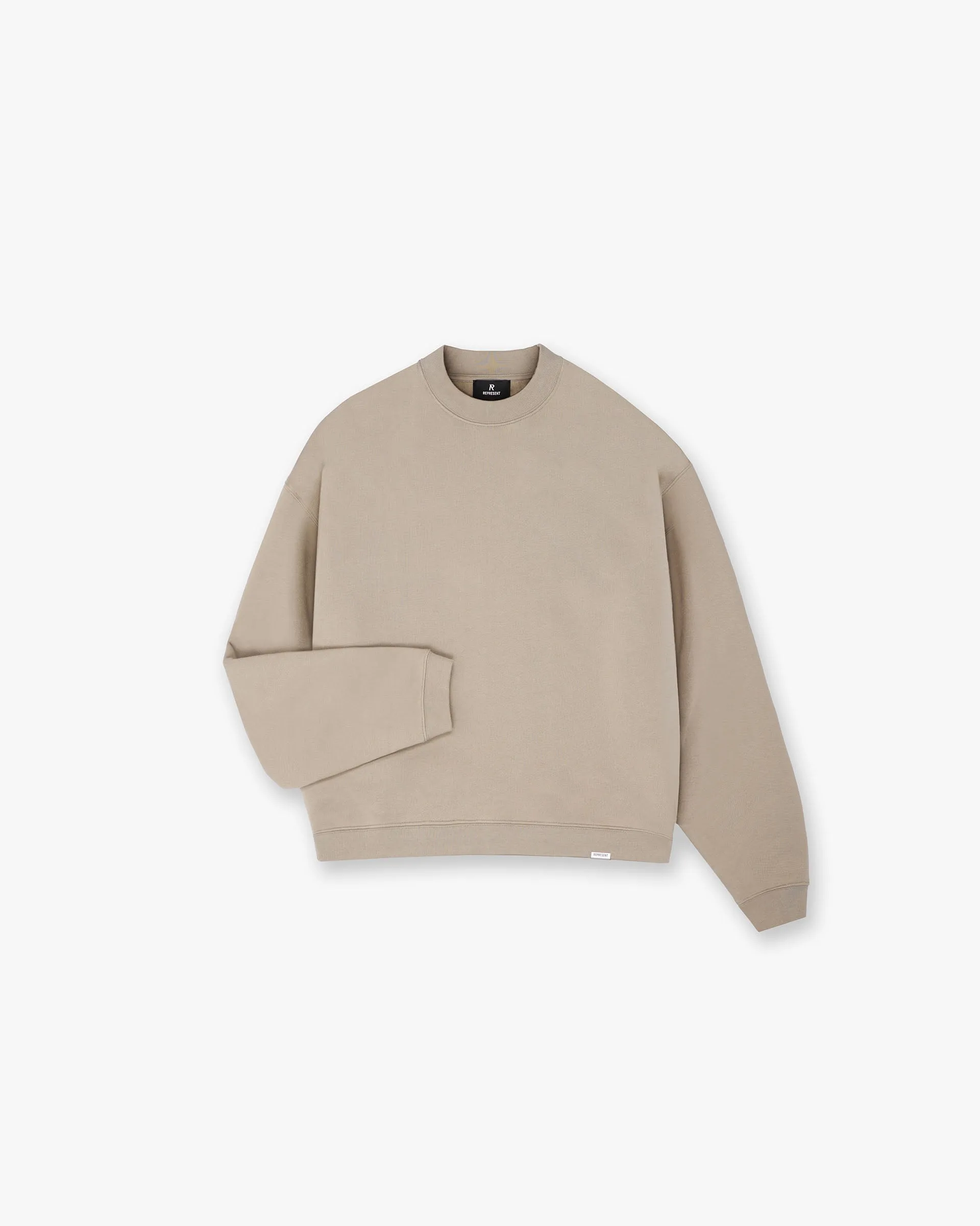 Panduan memilih sweater oversized yang nyaman dan stylish untuk gaya kasual